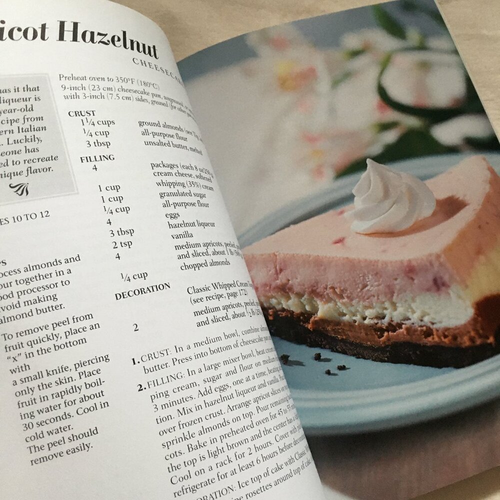 '125 Best Cheesecake Recipes' George Geary Y2K Softcover Cookbook - Picture 5 of 5